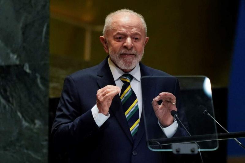 A brazil elnök szándékában áll, hogy a BRICS-országcsoport keretein belül megvitatja Donald Trump által bevezetett vámok kérdését.
