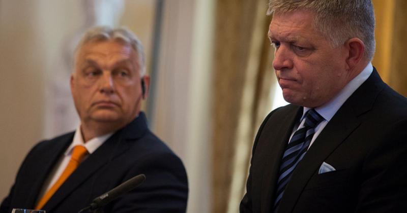 Fico hátat fordít Orbánnak, de a Smer mégsem lép be a Patrióták közé az Európai Parlamentben.