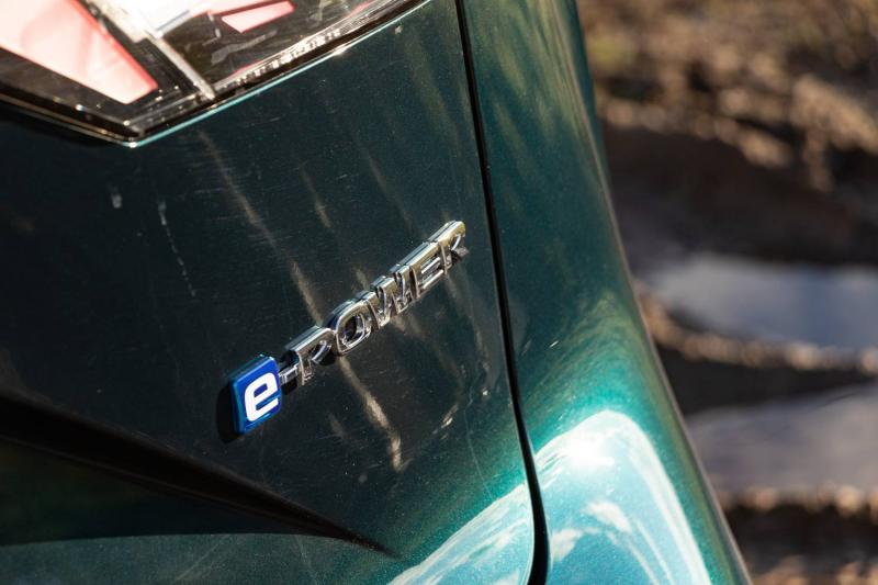 A Nissan új hibrid hajtáslánc fejlesztésével kecsegtet, ám...