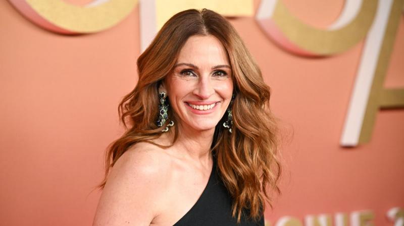 Julia Roberts lenyűgöző átalakuláson ment keresztül: egy vadonatúj hajszínnel kápráztatja el a közönséget, amely biztosan sokakat inspirál majd a másolására - Life.
